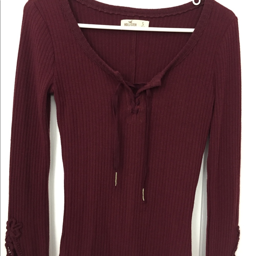 Hollister Sweater W/Lace Detail Sz S